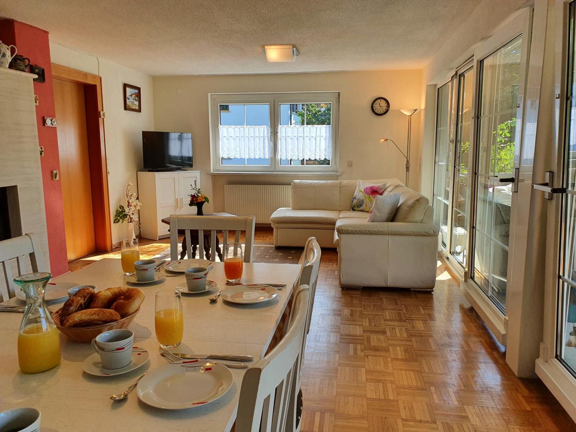 Gardenia-Altach, 2-4 P, Kueche, Garten, Terrasse, Parkplatz, Wifi, Ski Stellplatz ภายนอก รูปภาพ